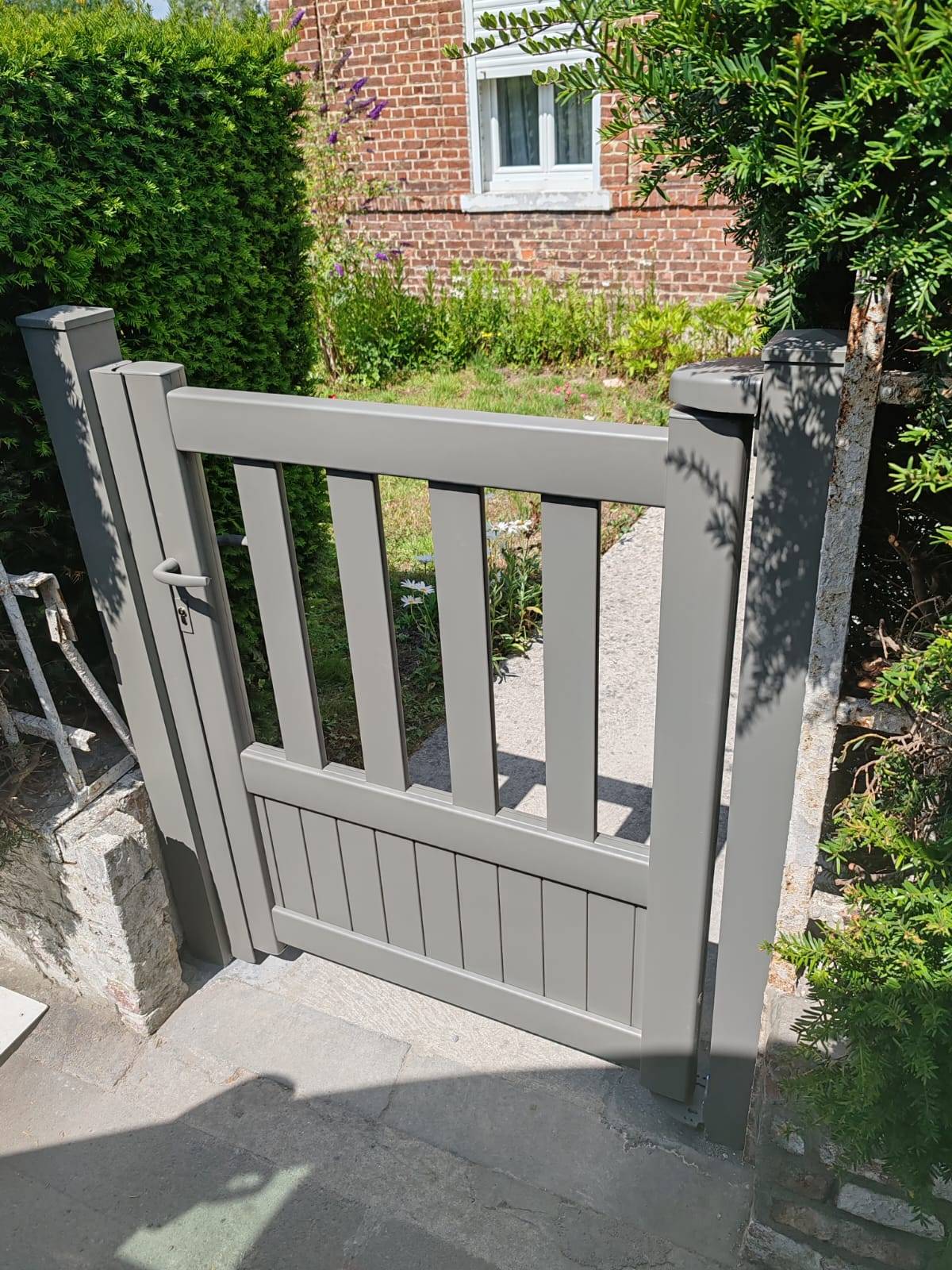 Portail RAL 7039 modèle PINDE