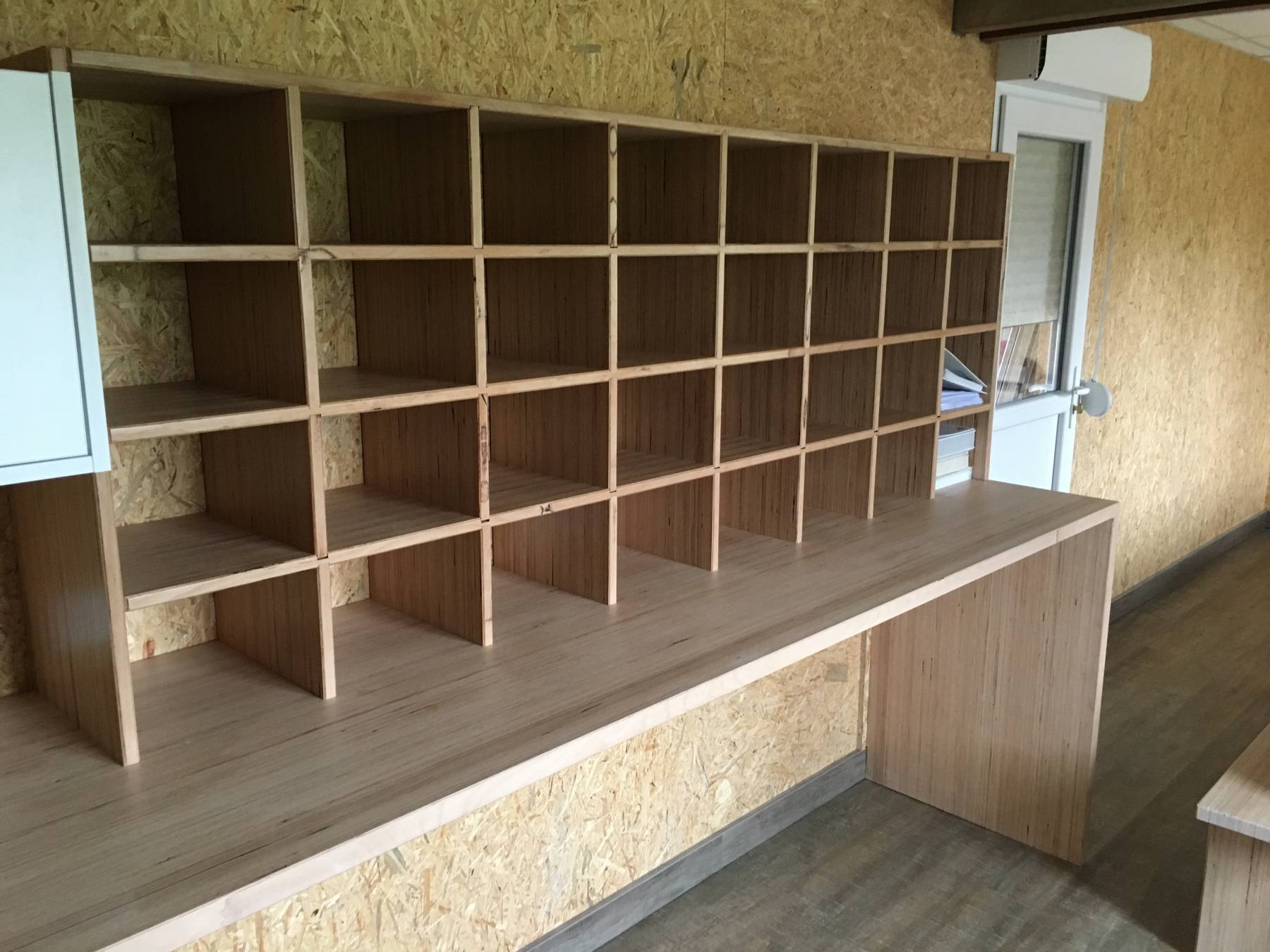 Fabrication de meuble pour un réfectoire BTP